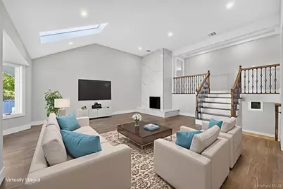 28 Maytime Drive, Jericho, NY 11753 - Photo 4