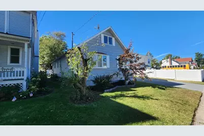 2970 Grand Boulevard, Baldwin, NY 11510 - Photo 2