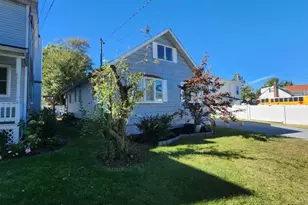 2970 Grand Blvd, Baldwin, NY 11510 - Photo 2