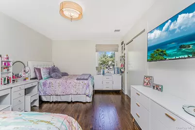 135 Nixon Avenue, New York, NY 10304 - Photo 40