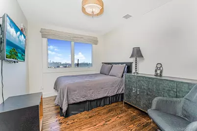 135 Nixon Avenue, New York, NY 10304 - Photo 38