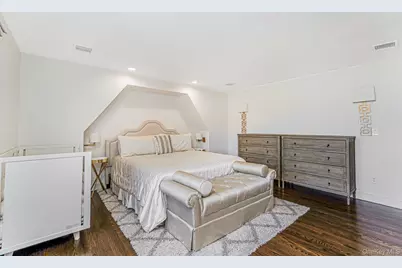 135 Nixon Avenue, New York, NY 10304 - Photo 36