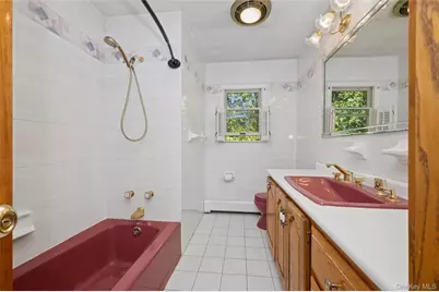 142 Maryland Avenue, Freeport, NY 11520 - Photo 22