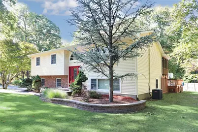 [Address not provided], Pomona, NY 10970 - Photo 4