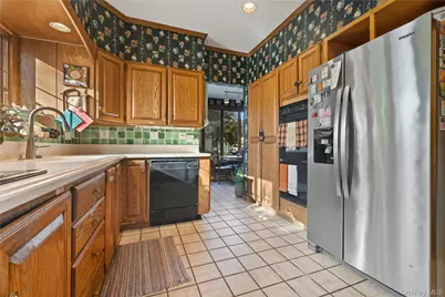 28 Harbor Heights Drive, Centerport, NY 11721 - Photo 14