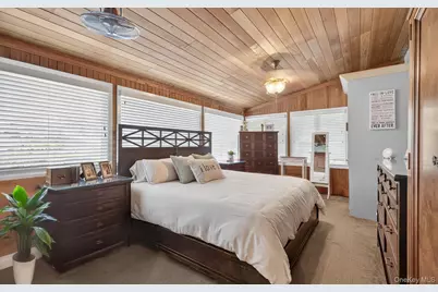 171 Dix Hills Road, Dix Hills, NY 11746 - Photo 16