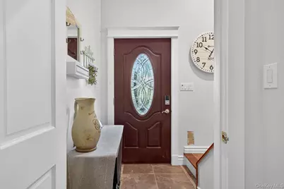 171 Dix Hills Road, Dix Hills, NY 11746 - Photo 4