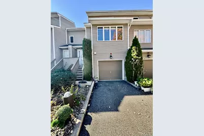 87 Village Green, Bardonia, NY 10954 - Photo 20