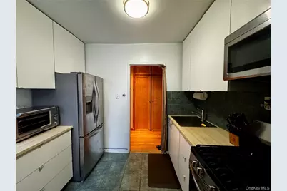 65-45 Yellowstone Boulevard #2A, Forest Hills, NY 11375 - Photo 4