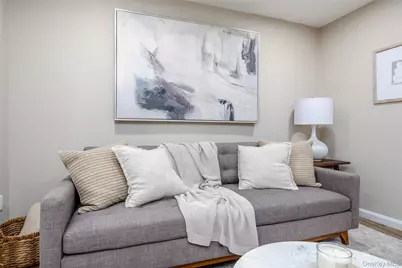 60 Cedarhurst Avenue, Selden, NY 11784 - Photo 18