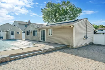 55 Wexford Drive, Oakdale, NY 11769 - Photo 12