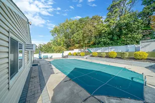 55 Wexford Dr, Oakdale, NY 11769 - Photo 16