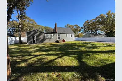 8 Paul Drive, Mastic, NY 11950 - Photo 40