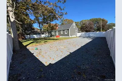 8 Paul Drive, Mastic, NY 11950 - Photo 36
