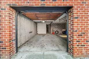 71-29 Sutton Pl, Fresh Meadows, NY 11365 - Photo 24