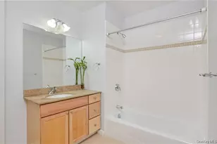 543 Main St, New Rochelle, NY 10801 - Photo 12