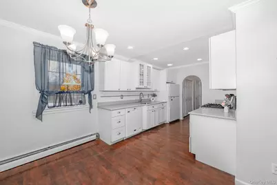 205 Jayne Avenue, Patchogue, NY 11772 - Photo 6