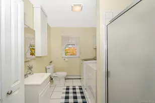 205 Jayne Ave, Patchogue, NY 11772 - Photo 10