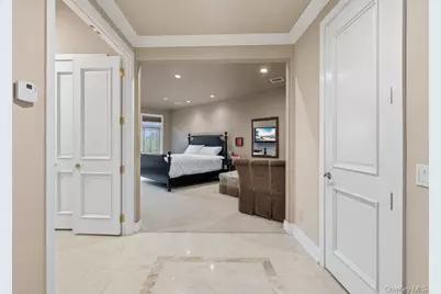 44 Holiday Pond Road, Jericho, NY 11753 - Photo 18