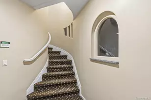 44 Holiday Pond Rd, Jericho, NY 11753 - Photo 26