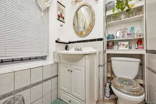 173-18 103rd Rd, Jamaica, NY 11433 - Photo 12