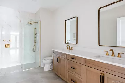 54 Three Ponds Lane, Woodbury, NY 11797 - Photo 28