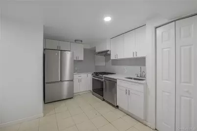 114-03 Dalian Court, College Point, NY 11356 - Photo 16