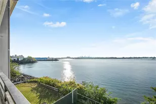 114-03 Dalian Ct, College Point, NY 11356 - Photo 22