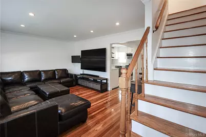 132 Bethel Road, Albertson, NY 11507 - Photo 14