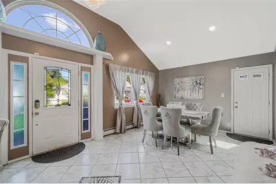 12 Edwin Street, Bay Shore, NY 11706 - Photo 12