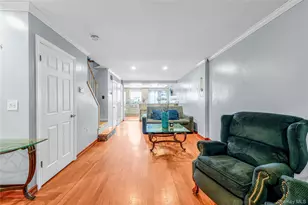 59 Deirdre Ct, New York, NY 10304 - Photo 14