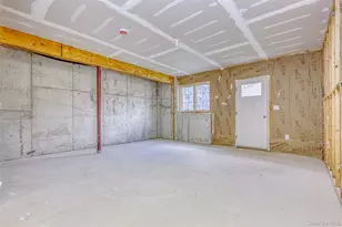 14 Silverwood Cir, Suffern, NY 10901 - Photo 20