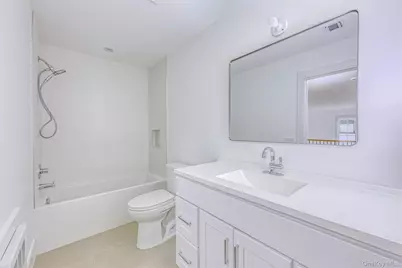 14 Silverwood Circle, Suffern, NY 10901 - Photo 18
