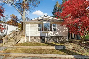 3 Crosshill Rd, Mahopac, NY 10541 - Photo 2