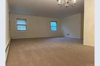 11 Westmoylan Lane, Coram, NY 11727 - Photo 6