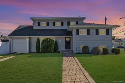 528 Carpenter Avenue, Oceanside, NY 11572 - Photo 1