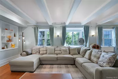 24 Mineola Avenue, Roslyn, NY 11576 - Photo 12