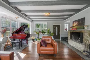 24 Mineola Ave, Roslyn, NY 11576 - Photo 8