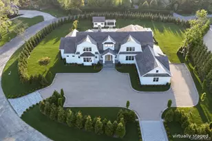 5 Michaels Way, Westhampton Beach, NY 11978 - Photo 2