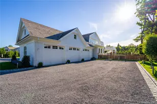 5 Michaels Way, Westhampton Beach, NY 11978 - Photo 2