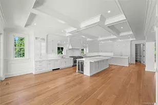 5 Michaels Way, Westhampton Beach, NY 11978 - Photo 8