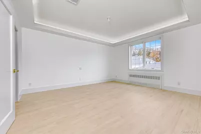 16 Silverwood Circle, Suffern, NY 10901 - Photo 12