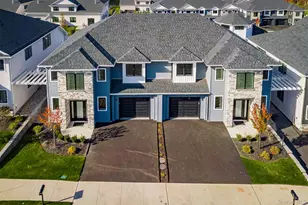 16 Silverwood Cir, Suffern, NY 10901 - Photo 2