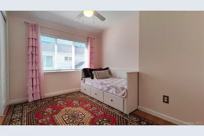 116 Churchill Avenue, New York, NY 10309 - Photo 22