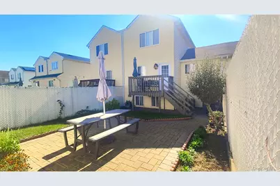 116 Churchill Avenue, New York, NY 10309 - Photo 34