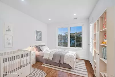 99 N Corona Avenue, Valley Stream, NY 11580 - Photo 24