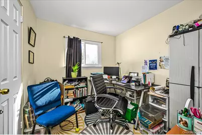 16 E Chestnut Street, Central Islip, NY 11722 - Photo 10