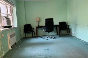 66-10 149th St, Flushing, NY 11367 - Photo 4