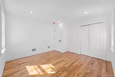 258-14 147 Road, Rosedale, NY 11422 - Photo 10