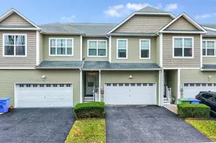 17 Magnolia Pk Rd, Middletown, NY 10940 - Photo 2